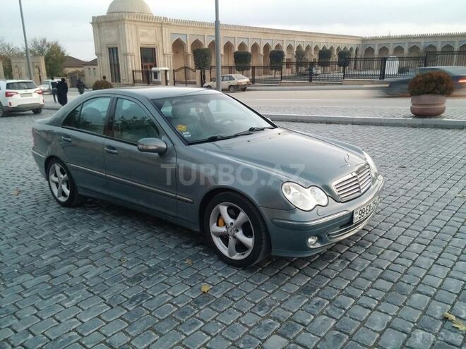 Mercedes C 180 2004, 144,055 km - 1.8 л - Şamaxı
