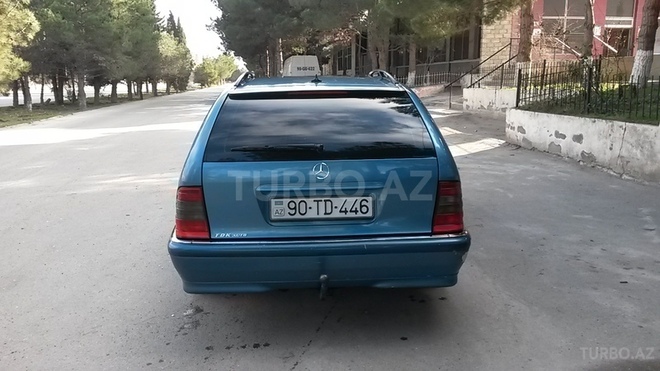 Mercedes C 220 1999, 307,000 km - 2.2 l - Sumqayıt