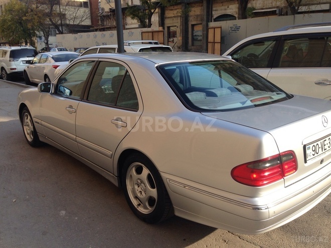Mercedes E 240 2000, 198,000 km - 2.4 l - Bakı