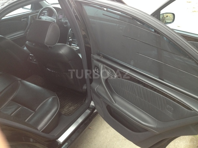 Mercedes E 320 2001, 220,636 km - 3.2 l - Ağcabədi