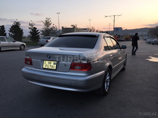 BMW 525 2002, 100,000 km - 2.5 л - Bakı