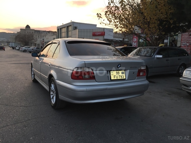 BMW 525 2002, 100,000 km - 2.5 л - Bakı