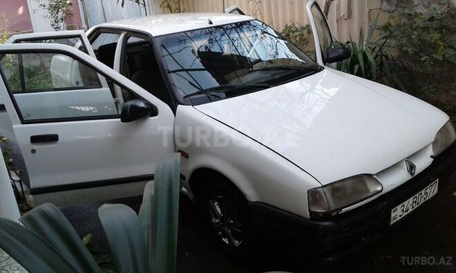 Renault 19 1997, 29,900 km - 1.4 l - Qax