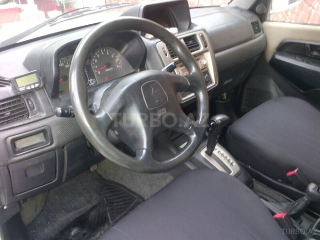 Mitsubishi Pajero io 2000, 150,000 km - 2.0 l - Bakı