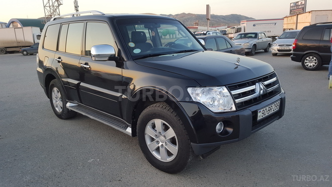 Mitsubishi Pajero 2007, 255,000 km - 3.0 l - Bakı