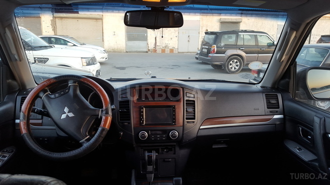 Mitsubishi Pajero 2007, 255,000 km - 3.0 l - Bakı