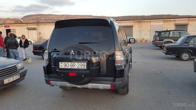 Mitsubishi Pajero 2007, 255,000 km - 3.0 l - Bakı