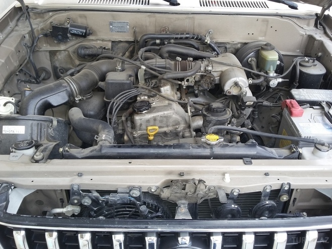 Toyota Prado 2002, 200,000 km - 2.7 л - Bakı