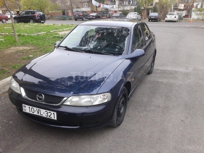 Opel Vectra 2000, 165,000 km - 1.6 l - Bakı
