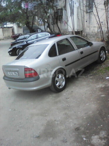 Opel Vectra 1998, 250,000 km - 1.8 l - Bakı