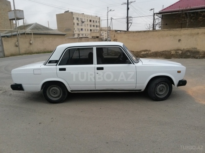 LADA (VAZ) 2107 2009, 86,000 km - 1.6 л - Bakı