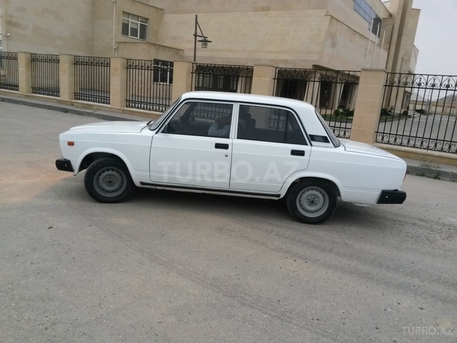 LADA (VAZ) 2107 2009, 86,000 km - 1.6 л - Bakı