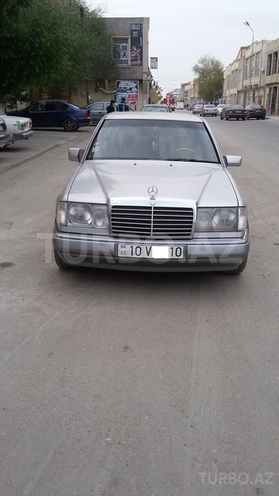 Mercedes E 200 1993, 350,000 km - 2.0 l - Bakı