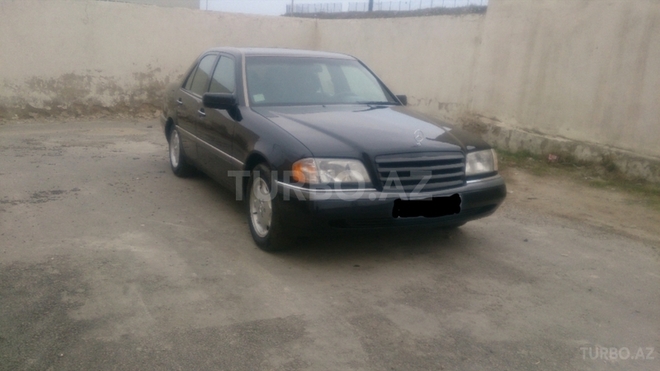 Mercedes C 220 1996, 255,000 km - 2.2 l - Bakı