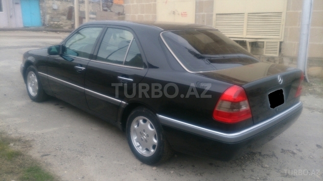 Mercedes C 220 1996, 255,000 km - 2.2 l - Bakı