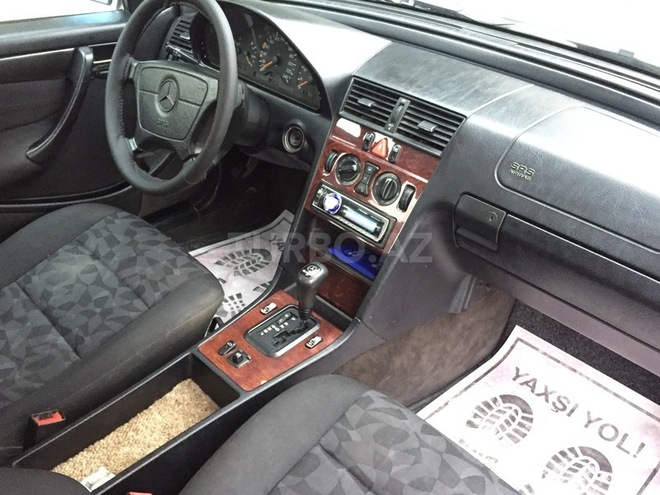 Mercedes C 180 1998, 211,450 km - 1.8 л - Bakı