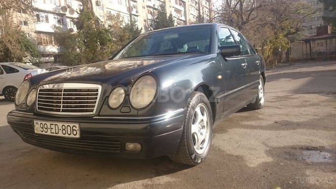 Mercedes E 220 1998, 390,000 km - 2.2 l - Bakı