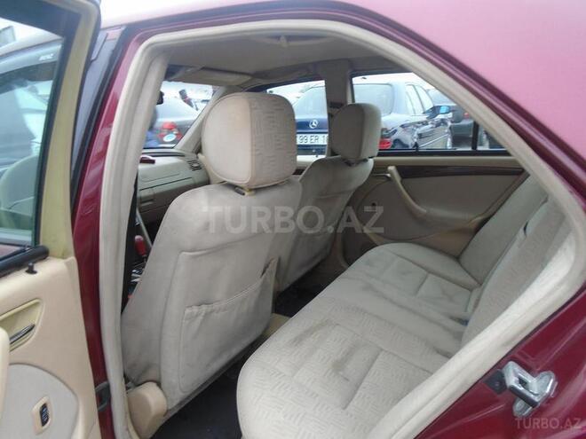 Mercedes C 220 1999, 300,000 km - 2.2 л - Bakı