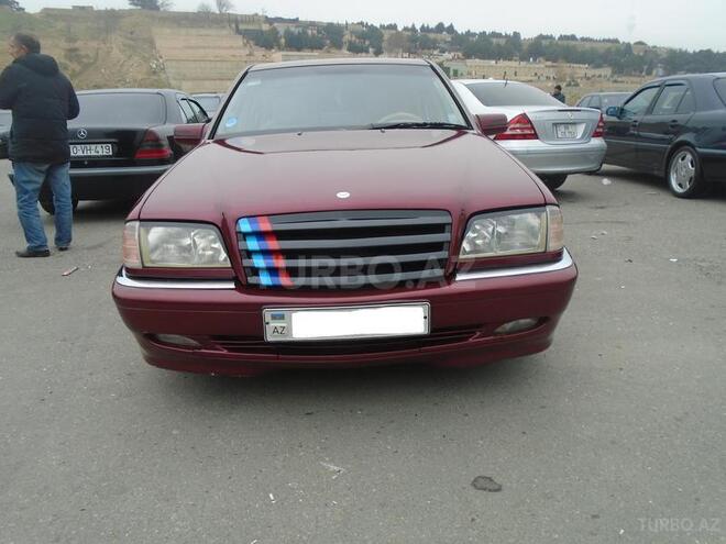 Mercedes C 220 1999, 300,000 km - 2.2 л - Bakı