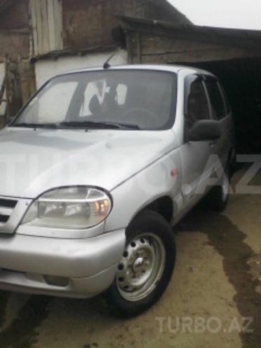 Chevrolet Niva 2004, 37,666 km - 1.7 l - Astara