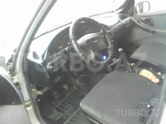 Chevrolet Niva 2004, 37,666 km - 1.7 l - Astara