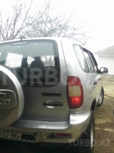 Chevrolet Niva 2004, 37,666 km - 1.7 l - Astara