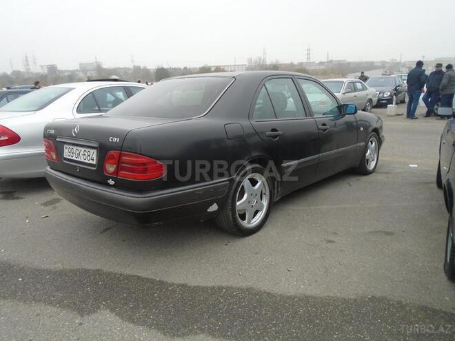 Mercedes E 220 1998, 278,000 km - 2.2 l - Bakı