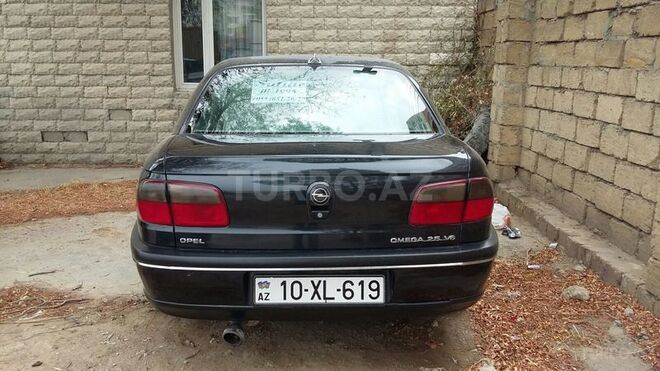 Opel Omega 1995, 300,000 km - 2.5 l - Bakı