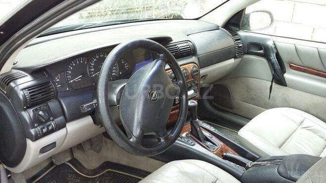 Opel Omega 1995, 300,000 km - 2.5 l - Bakı