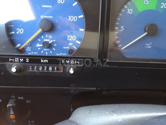 Mercedes Atego 817 2000, 295,000 km - 4.3 л - Bakı