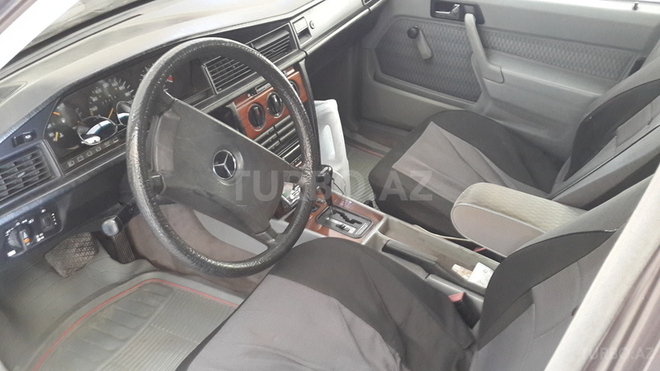 Mercedes 190 1991, 100,000 km - 0.2 л - Sumqayıt