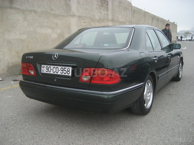 Mercedes E 230 1996, 240,000 km - 2.3 l - Bakı