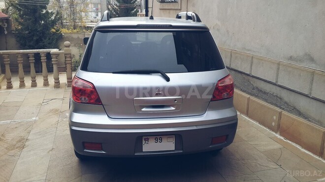 Mitsubishi Outlander 2005, 109,000 km - 2.4 л - Bakı