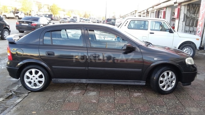 Opel Astra 2001, 125,000 km - 1.6 л - Bakı