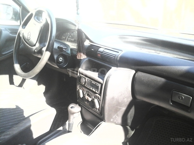 Opel Astra 1995, 120,000 km - 0.2 l - Bakı