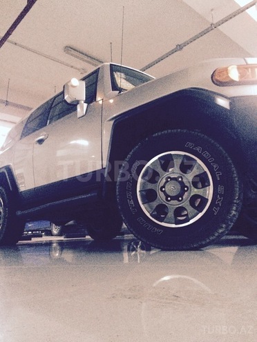 Toyota FJ Cruiser 2008, 145,000 km - 0.4 l - Bakı