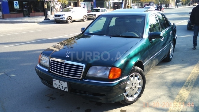 Mercedes C 220 1996, 245,000 km - 2.2 l - Sumqayıt