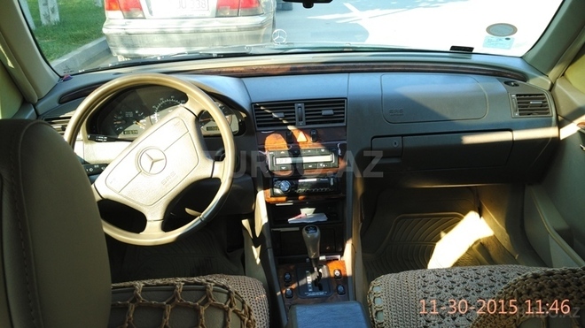 Mercedes C 220 1996, 245,000 km - 2.2 l - Sumqayıt