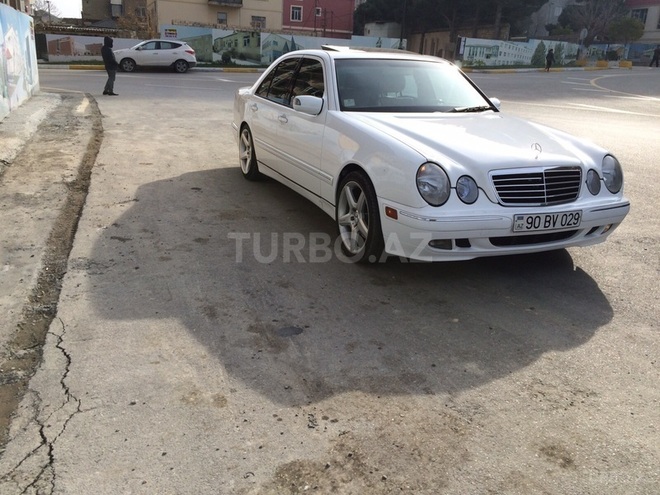 Mercedes E 320 2000, 151,000 km - 3.2 л - Bakı