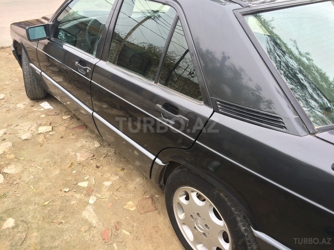 Mercedes 190 1993, 180,000 km - 1.8 l - Bakı