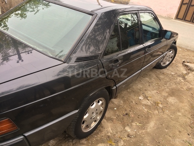 Mercedes 190 1993, 180,000 km - 1.8 l - Bakı