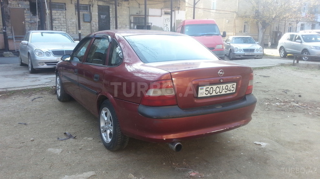 Opel Vectra 1998, 260,000 km - 1.8 l - Sumqayıt