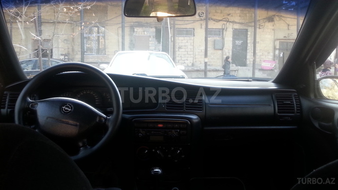 Opel Vectra 1998, 260,000 km - 1.8 l - Sumqayıt