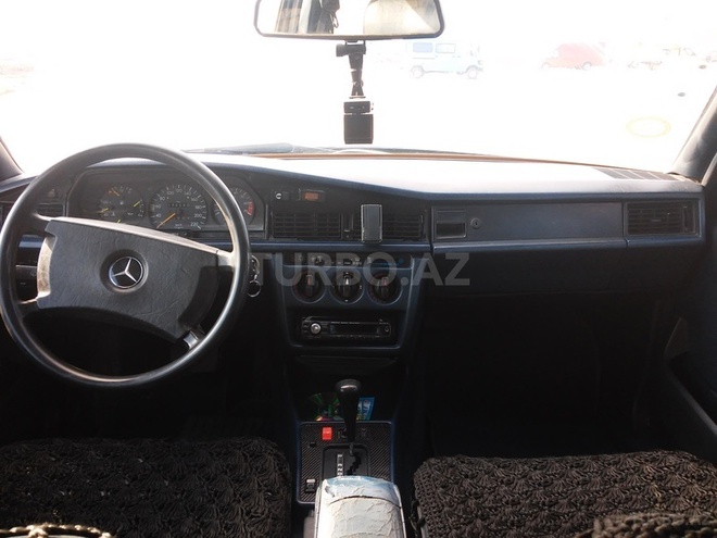 Mercedes 190 1990, 280,000 km - 2.0 l - Sumqayıt
