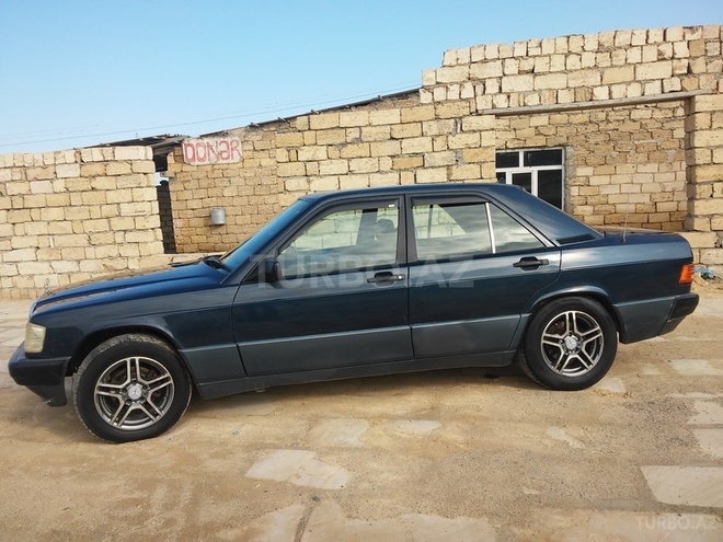 Mercedes 190 1990, 280,000 km - 2.0 l - Sumqayıt