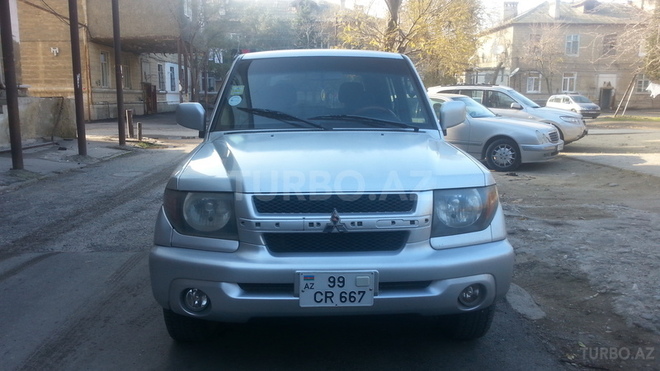 Mitsubishi Pajero io 2000, 160,000 km - 2.0 l - Sumqayıt