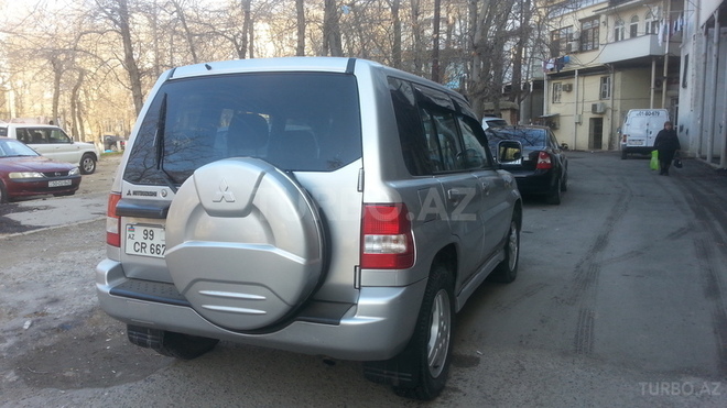 Mitsubishi Pajero io 2000, 160,000 km - 2.0 l - Sumqayıt