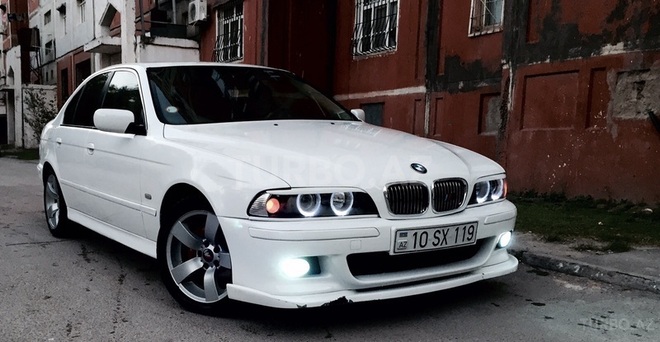 BMW 525 2001, 230,000 km - 2.5 л - Bakı