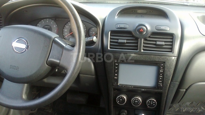 Nissan Sunny 2011, 123,456 km - 1.6 l - Bakı