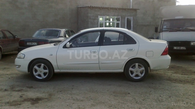 Nissan Sunny 2011, 123,456 km - 1.6 l - Bakı